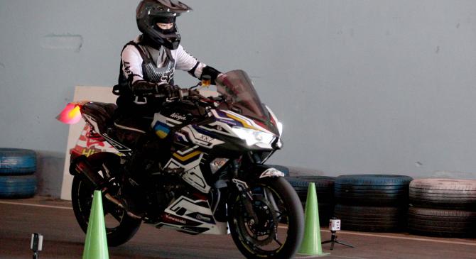 孔孟之乡燃“摩”火！济宁“至圣之路”油电摩托大赛竞风流