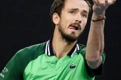 鏖战三盘，终迎遭遇以来首胜，梅总直指冠军