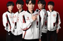 JDG战队的新装备，是即将发布的iQOO 15