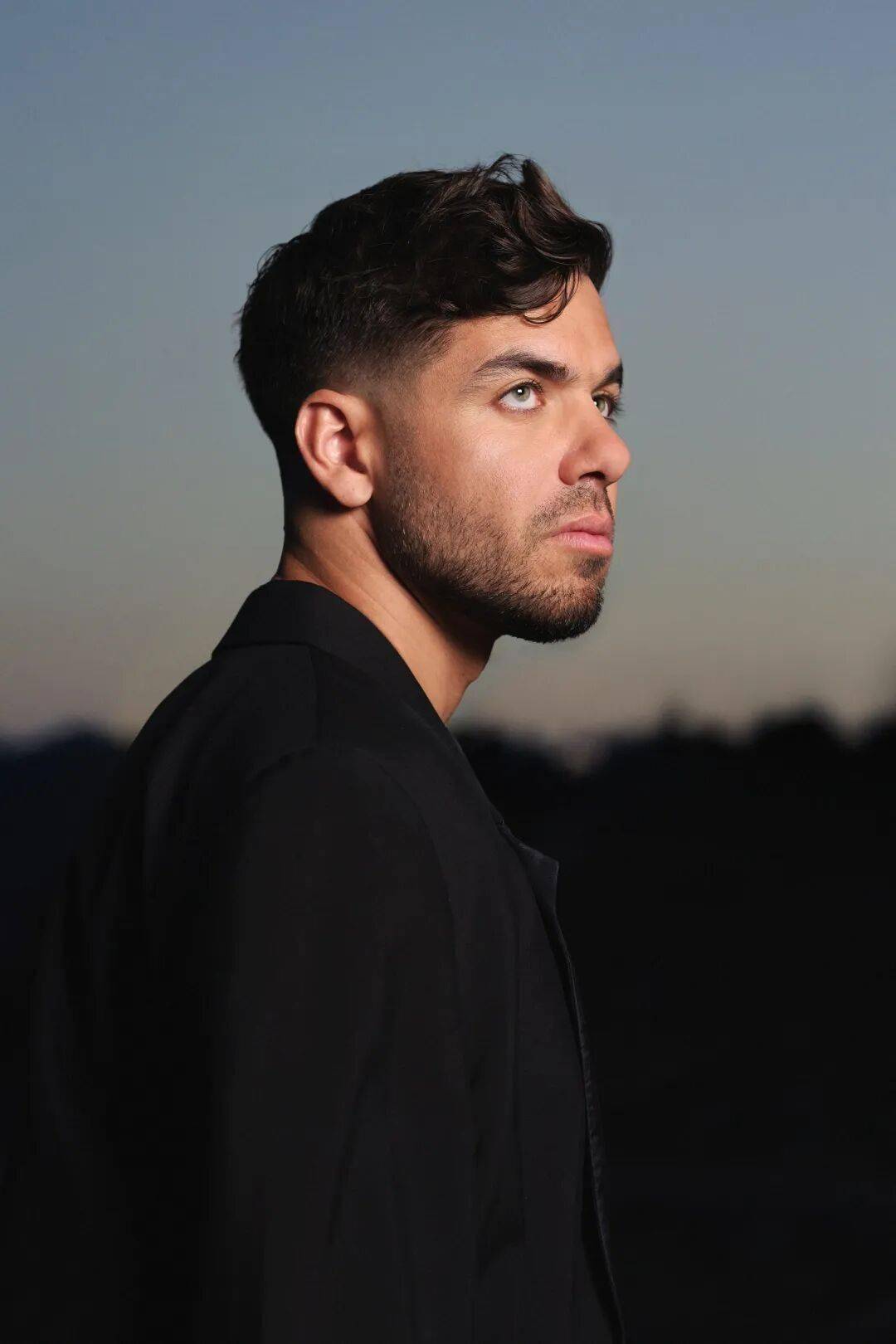 《英雄联盟》召唤师奖杯回归，邓紫棋演唱 S15 全球总决赛主题曲