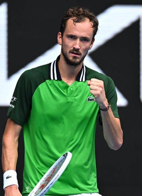 鏖战三盘，终迎遭遇以来首胜，梅总直指冠军